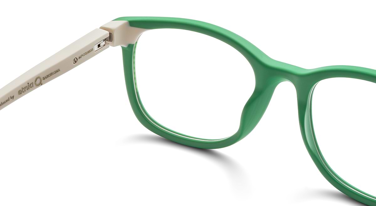 #color_Green White