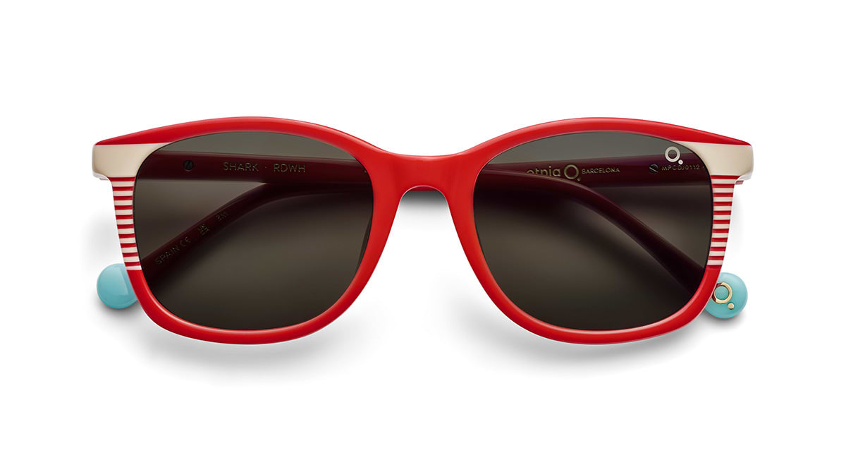 #color_Red White